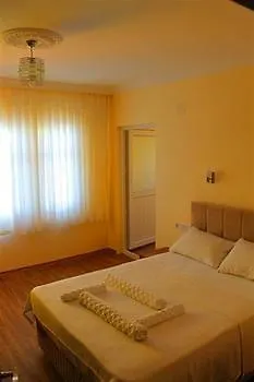Sun Club Otel 2*